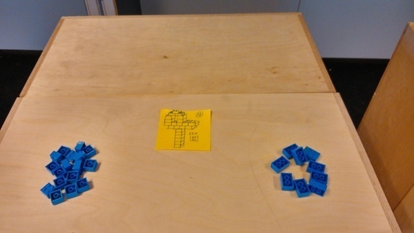Prototype version of the mini game, showing both separated resources and a product building-plan
